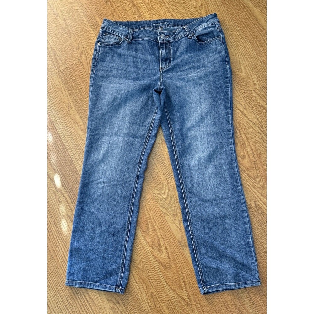 Maurice’s Jeans Women’s 12 Short Medium Wash Embroidered Pocket Stretch Denim
